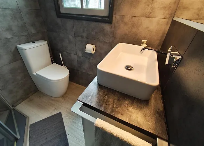 Sunny Corner Апартаменты